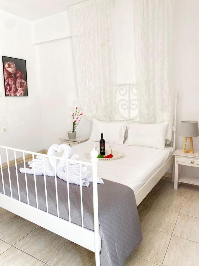 Delia Apartments Pefkochori Luaran gambar