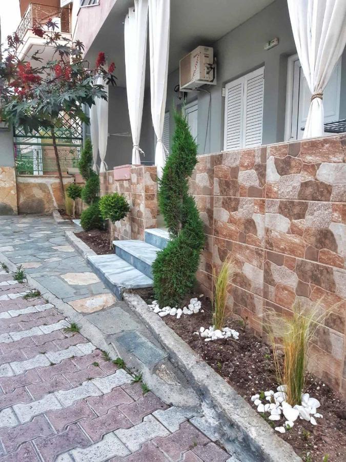Delia Apartments Pefkochori Luaran gambar