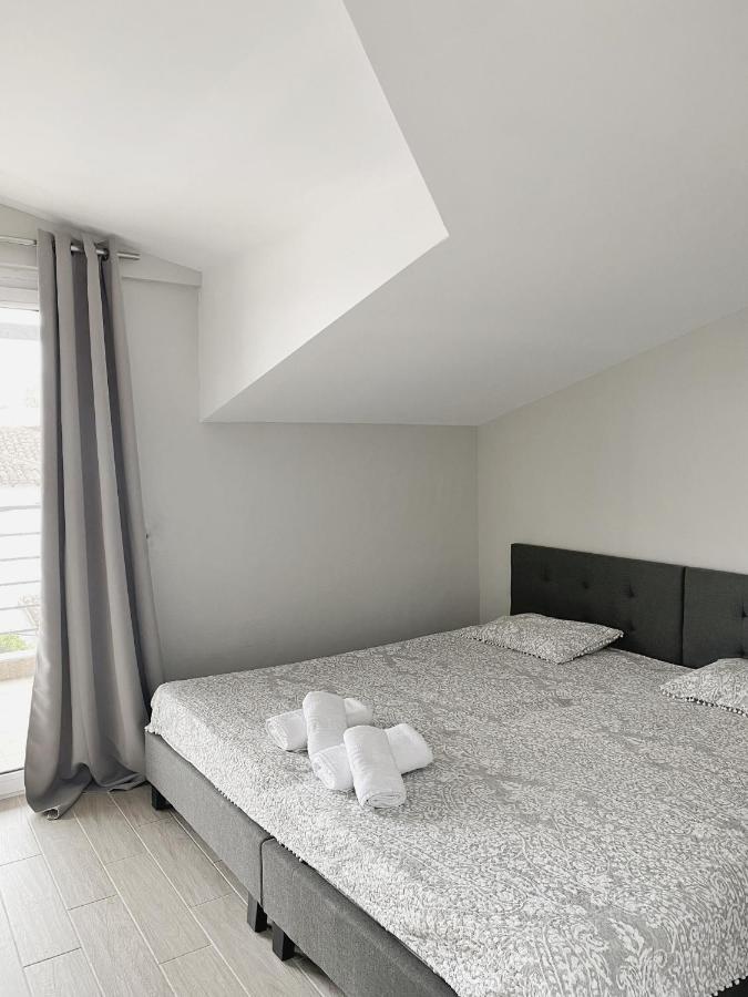 Delia Apartments Pefkochori Luaran gambar