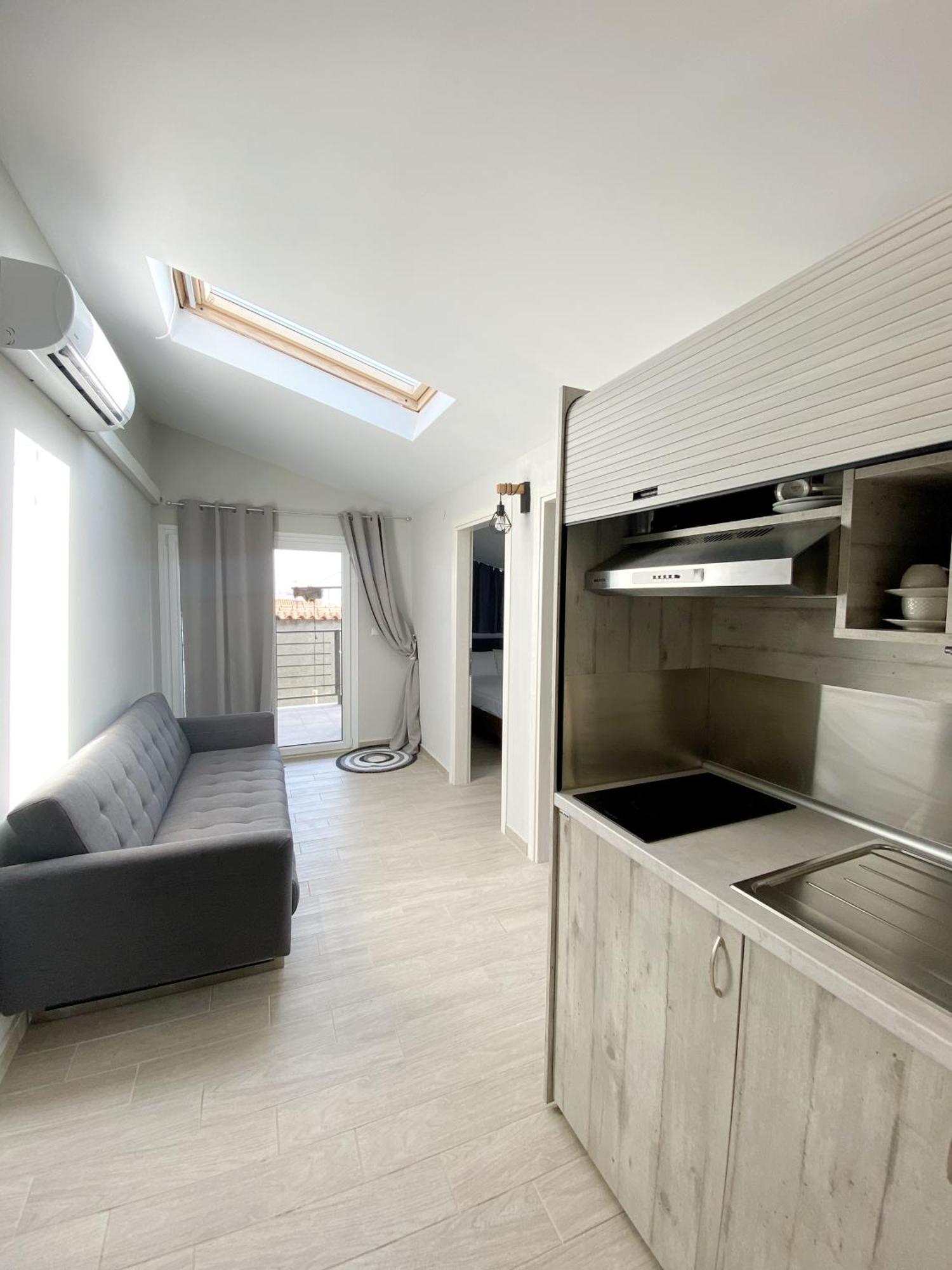 Delia Apartments Pefkochori Luaran gambar