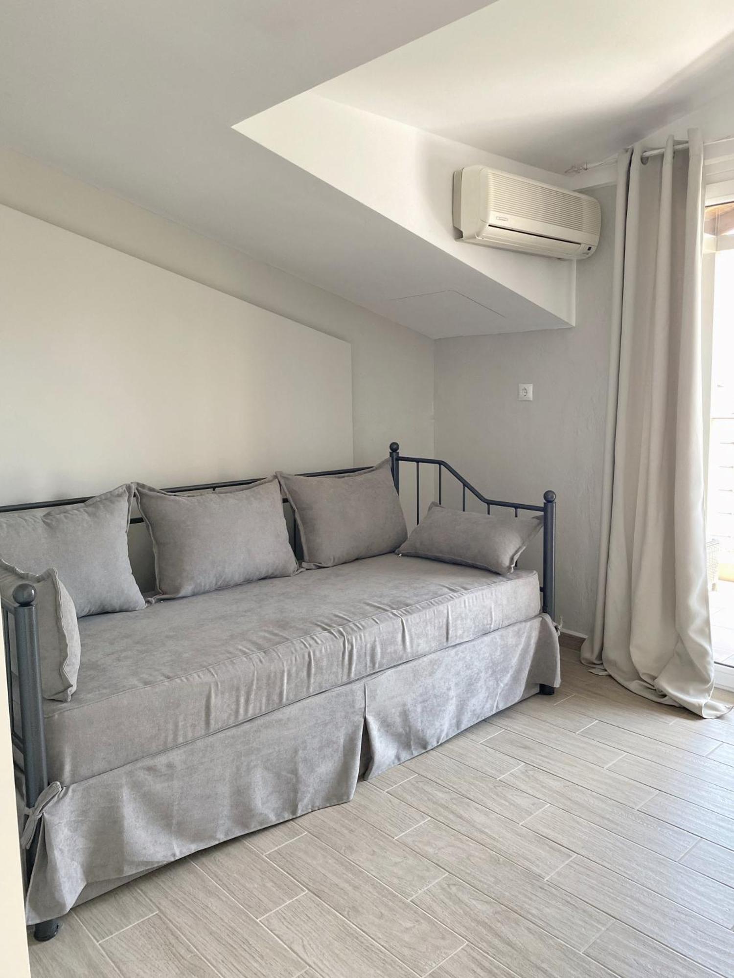 Delia Apartments Pefkochori Luaran gambar
