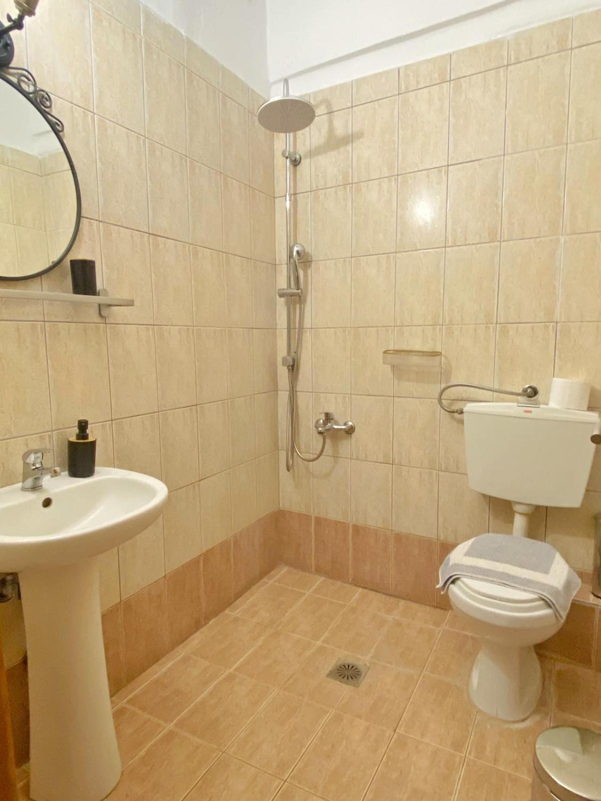 Delia Apartments Pefkochori Luaran gambar