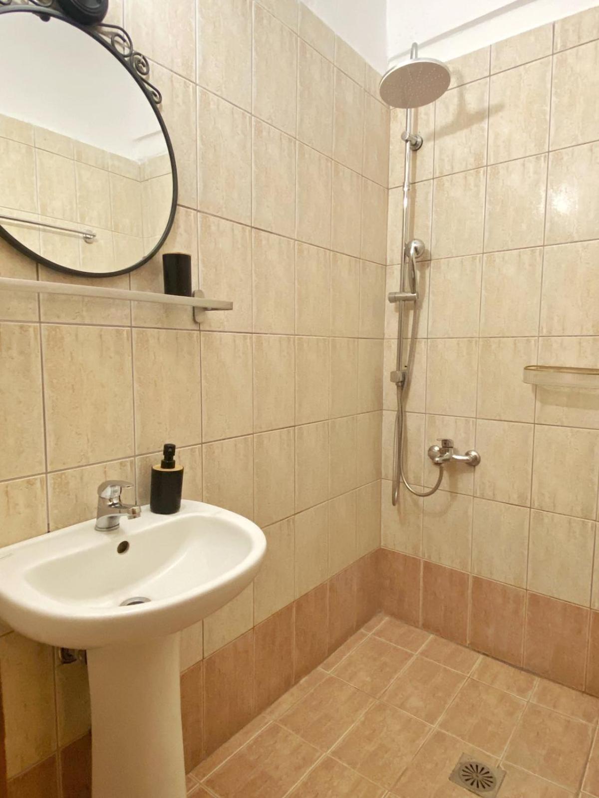 Delia Apartments Pefkochori Luaran gambar