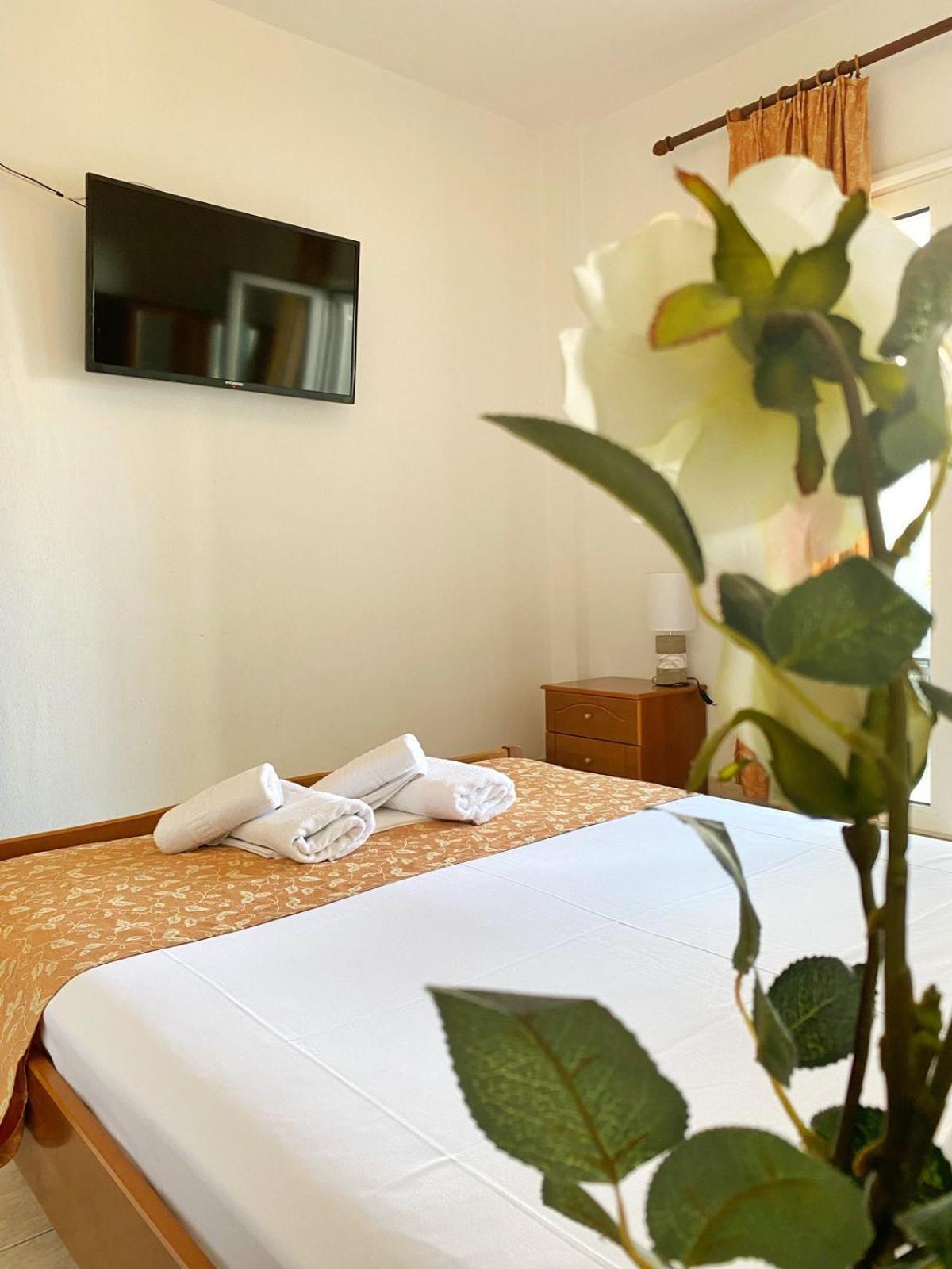 Delia Apartments Pefkochori Luaran gambar