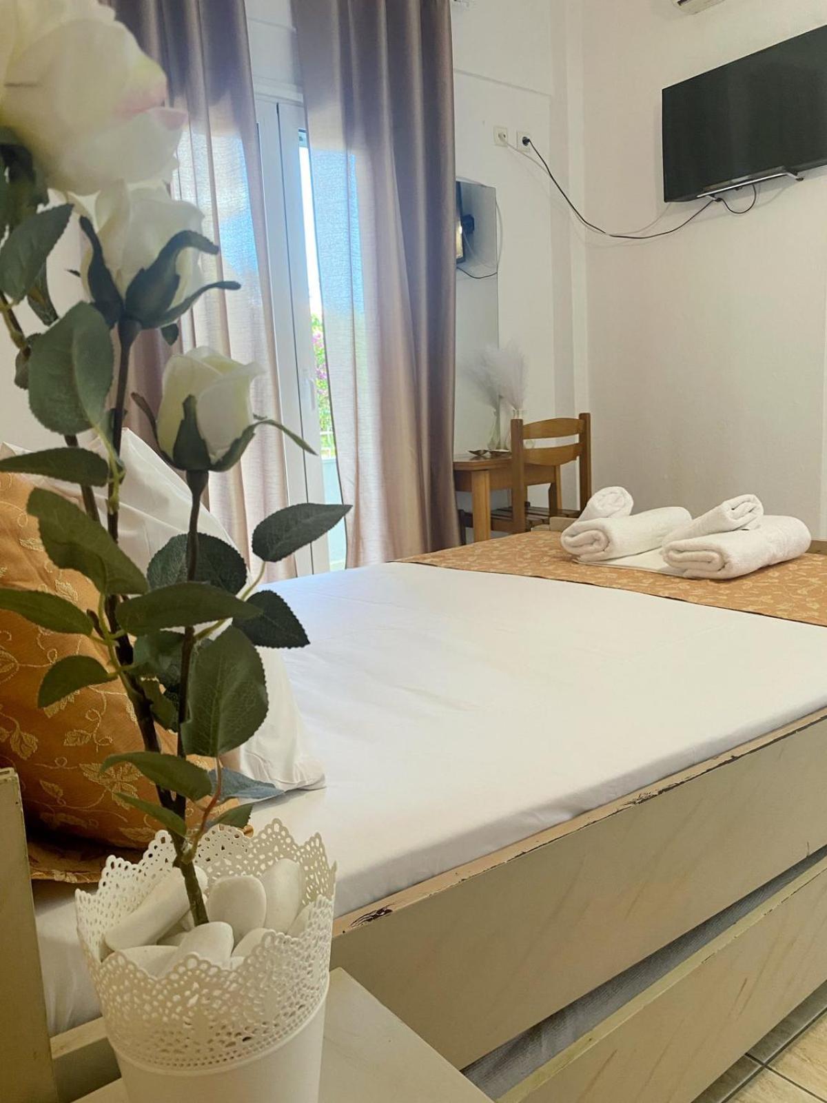 Delia Apartments Pefkochori Luaran gambar